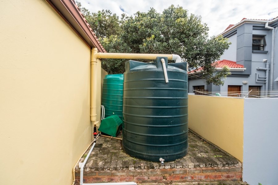 7 Bedroom Property for Sale in West Beach Eastern Cape